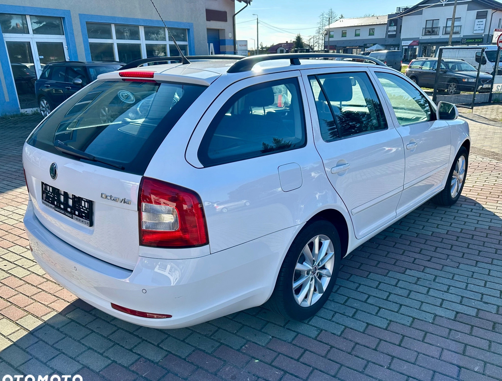 Skoda Octavia cena 23900 przebieg: 186000, rok produkcji 2009 z Barcin małe 407